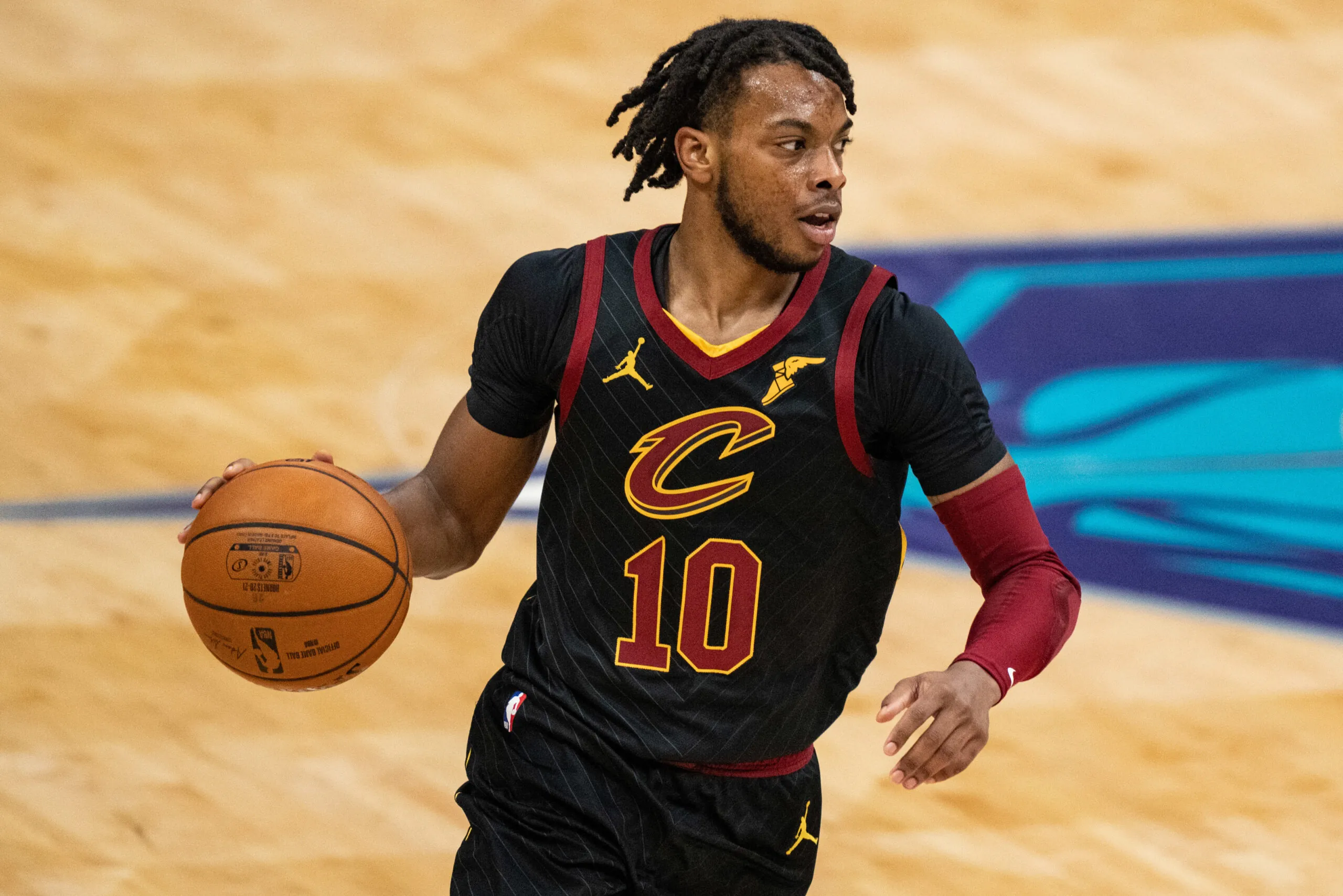 NBA Lines & Totals Service: Our Expert Selections 19/12 Image