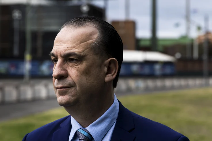 V’Landys ready to compete with the Melbourne Cup Image