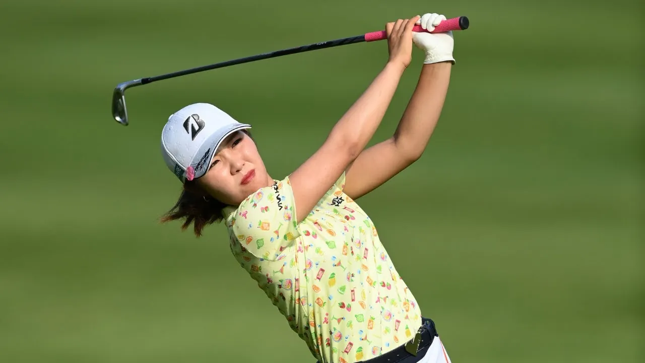 Ayaka Furue leads after Day 2 of the 2024 Evian Championship Image