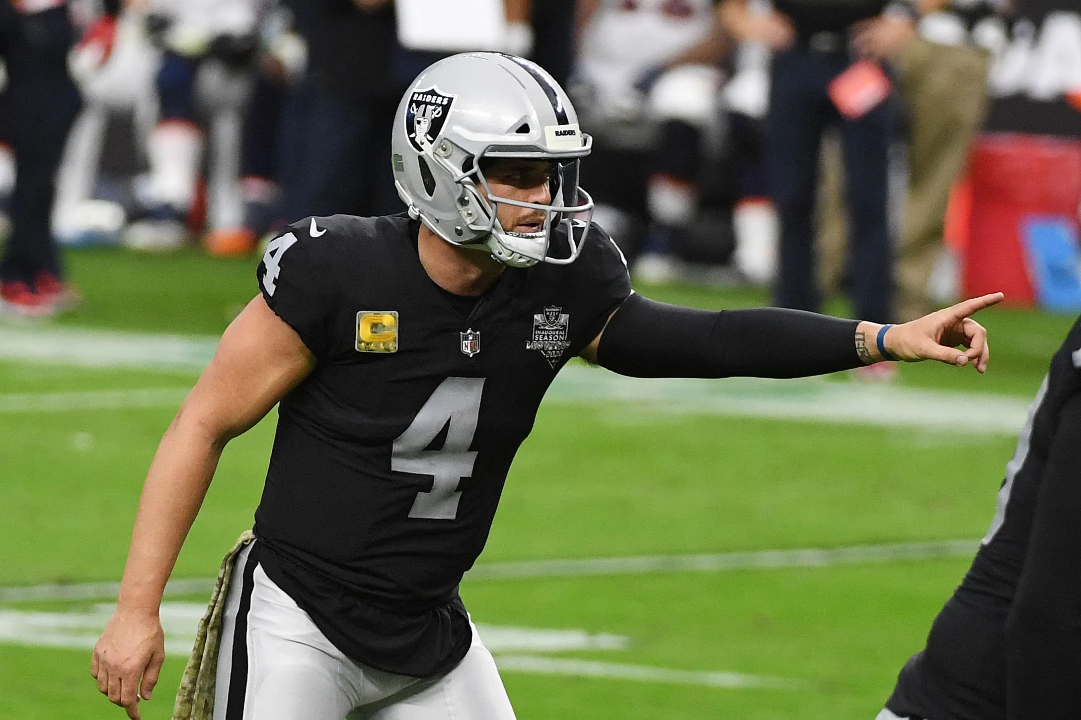 Five possible landing spots for Derek Carr Image