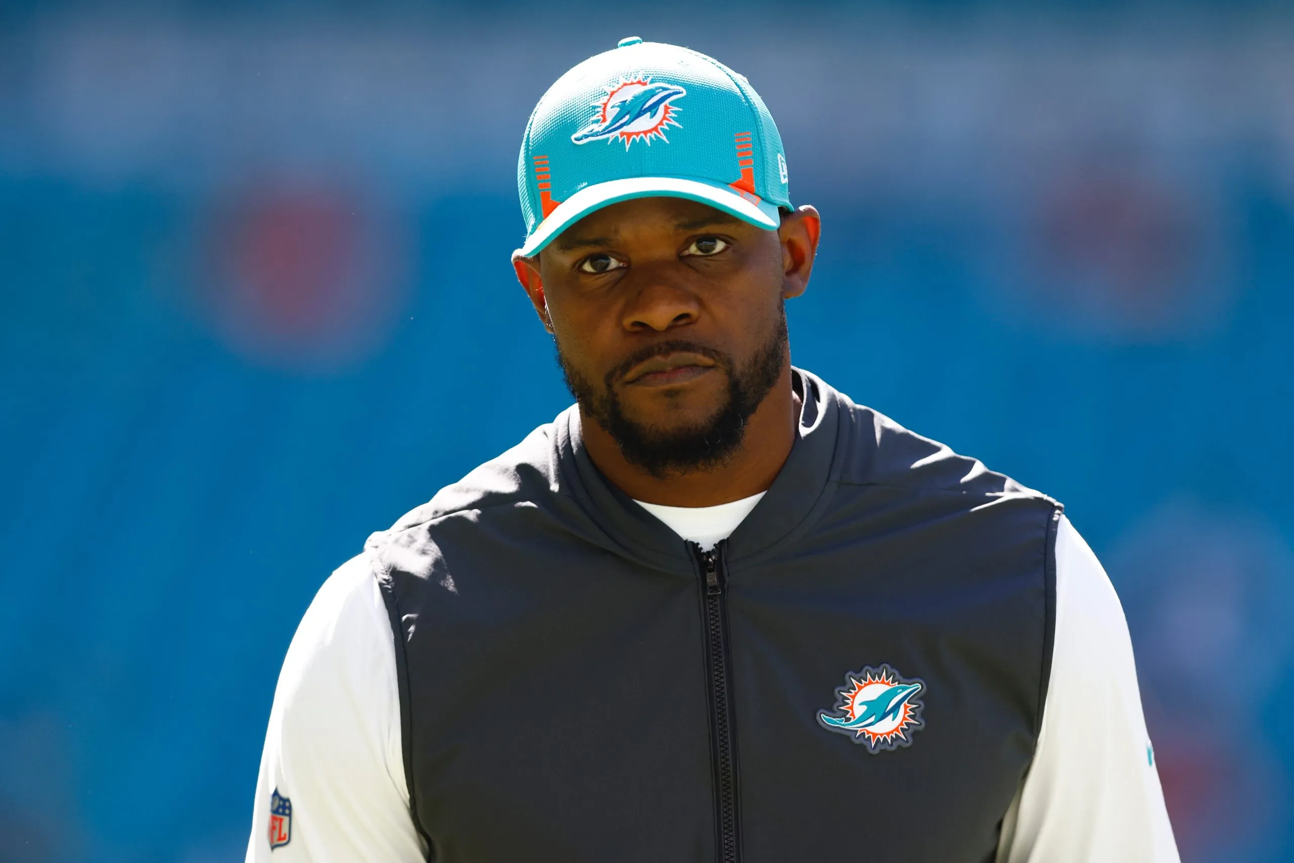 Brian Flores named defensive assistant and linebackers coach of the Steelers Image