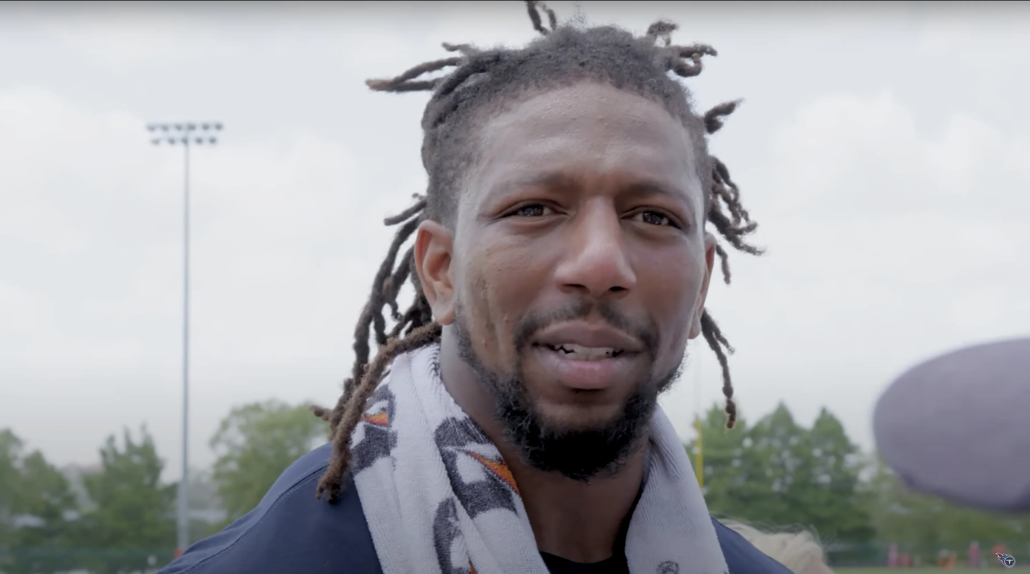 Falcons sign linebacker Bud Dupree Image