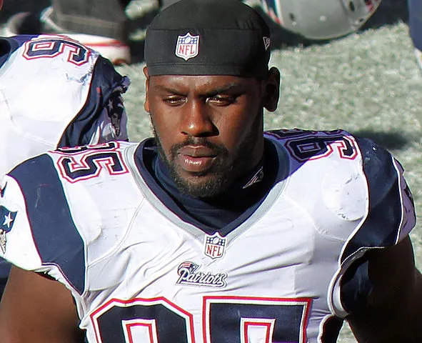 Raiders sign Chandler Jones and acquire Rock Ya-Sin via trade Image