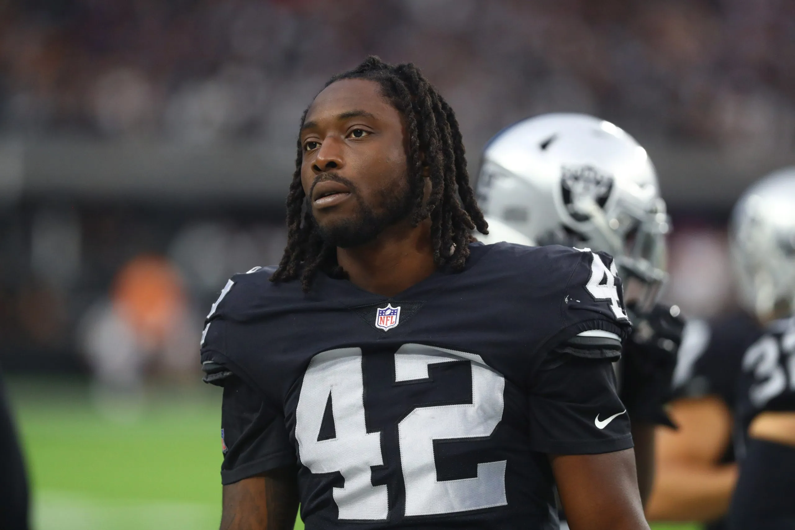 Texans sign linebackers Cory Littleton and Denzel Perryman Image