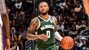 Damian Lillard delivers with buzzer beater as Bucks beat Kings Image