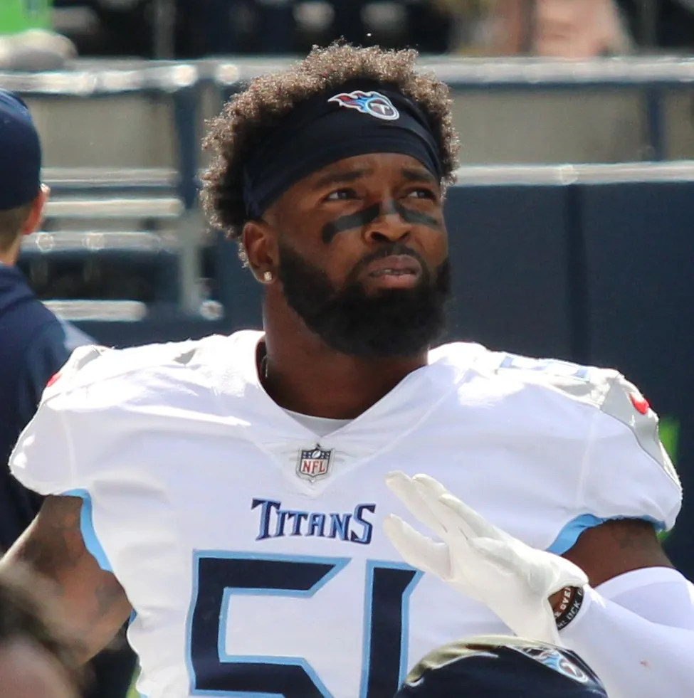 Dolphins sign linebacker David Long and Bears sign linebacker T.J. Edwards Image