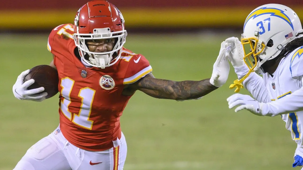 Demarcus Robinson and Daniel Kilgore go on COVID-19 list after getting their hair cut Image