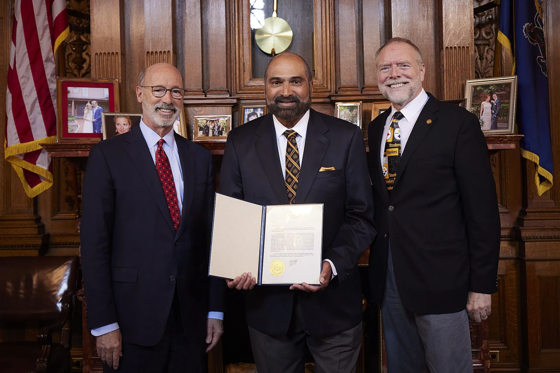 Steelers running back legend Franco Harris dies at age 72 Image