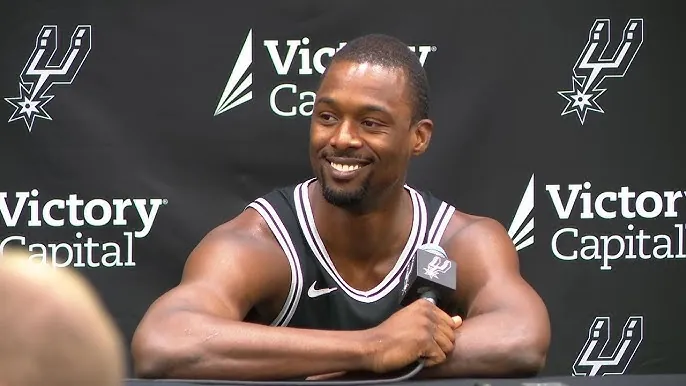 San Antonio Spurs comeback from a 20 point deficit to beat the Jazz Image