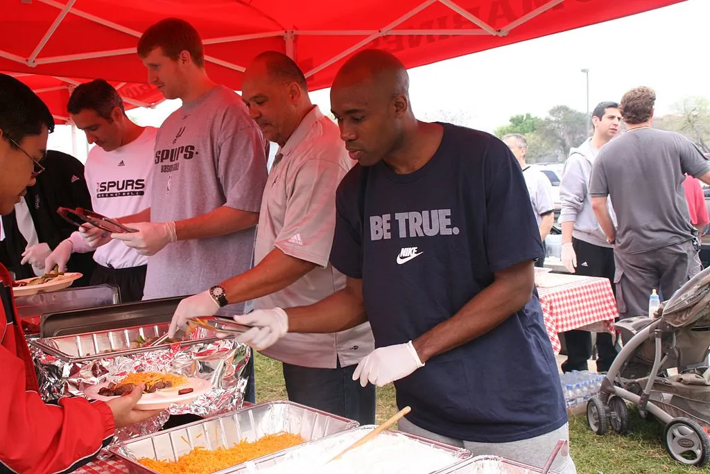 Nets reds hot with Jacque Vaughn as coach Image
