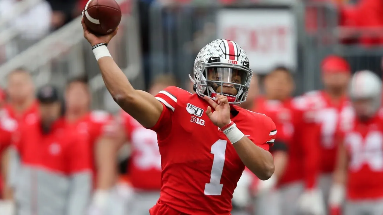 Justin Fields announces epilepsy diagnosis before the NFL Draft Image