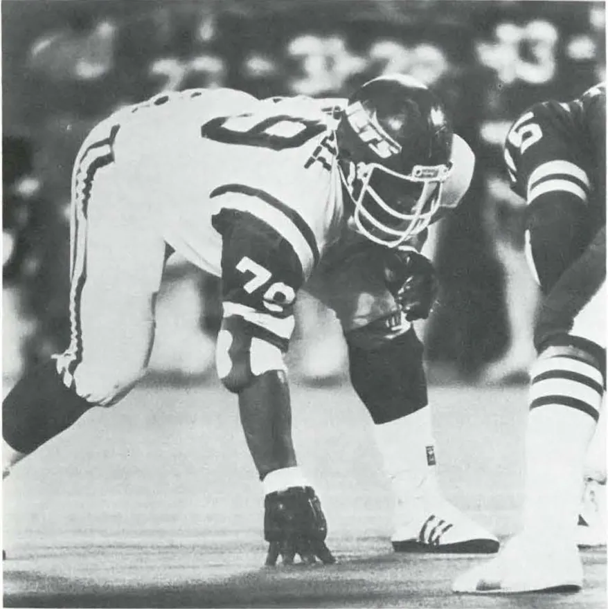 Former New York Jets Pro Bowl tackle Marvin Powell dies at age 67 Image