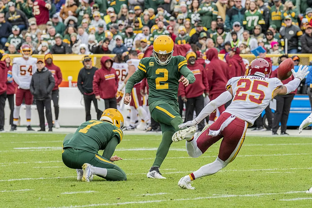 Micah Hyde and Mason Crosby announce retirements Image