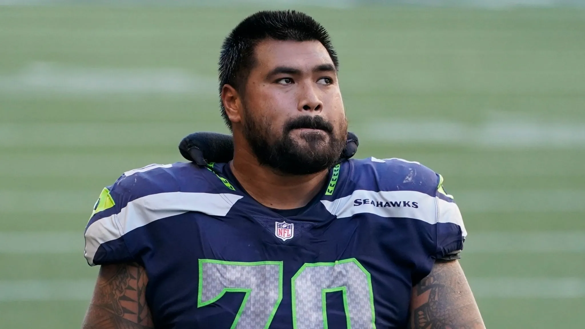 Seahawks guard Mike Iupati announces his retirement at age 33 Image