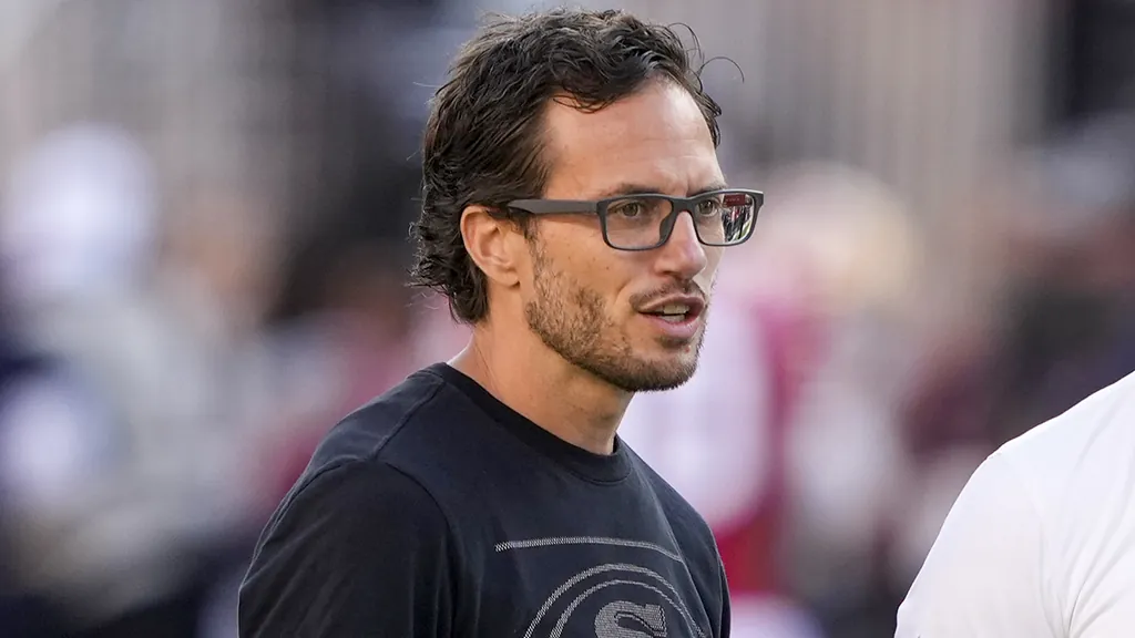 Dolphins name Mike McDaniel head coach Image