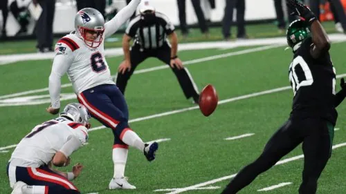 New England Patriots: Predicted Finish, Key Signings & Fantasy Stars Image