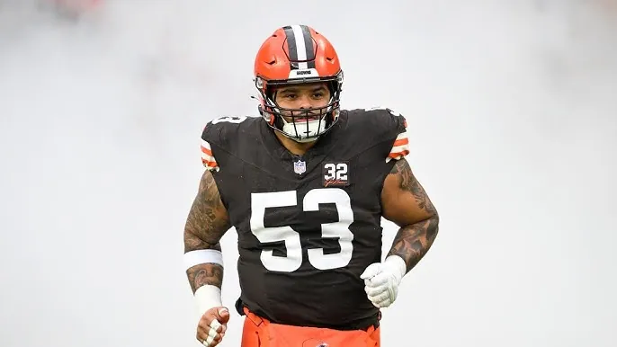 Seahawks trade center Nick Harris to Browns Image