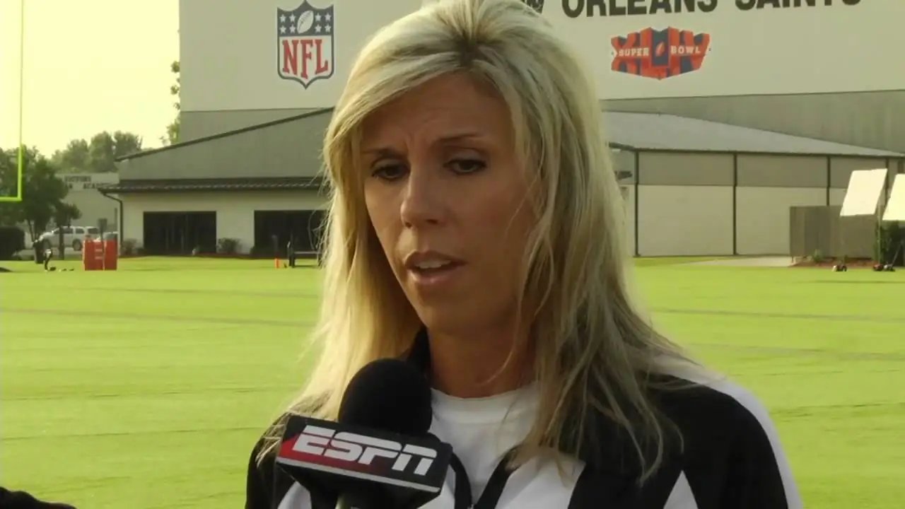 Sarah Thomas to be first female official in Super Bowl history Image