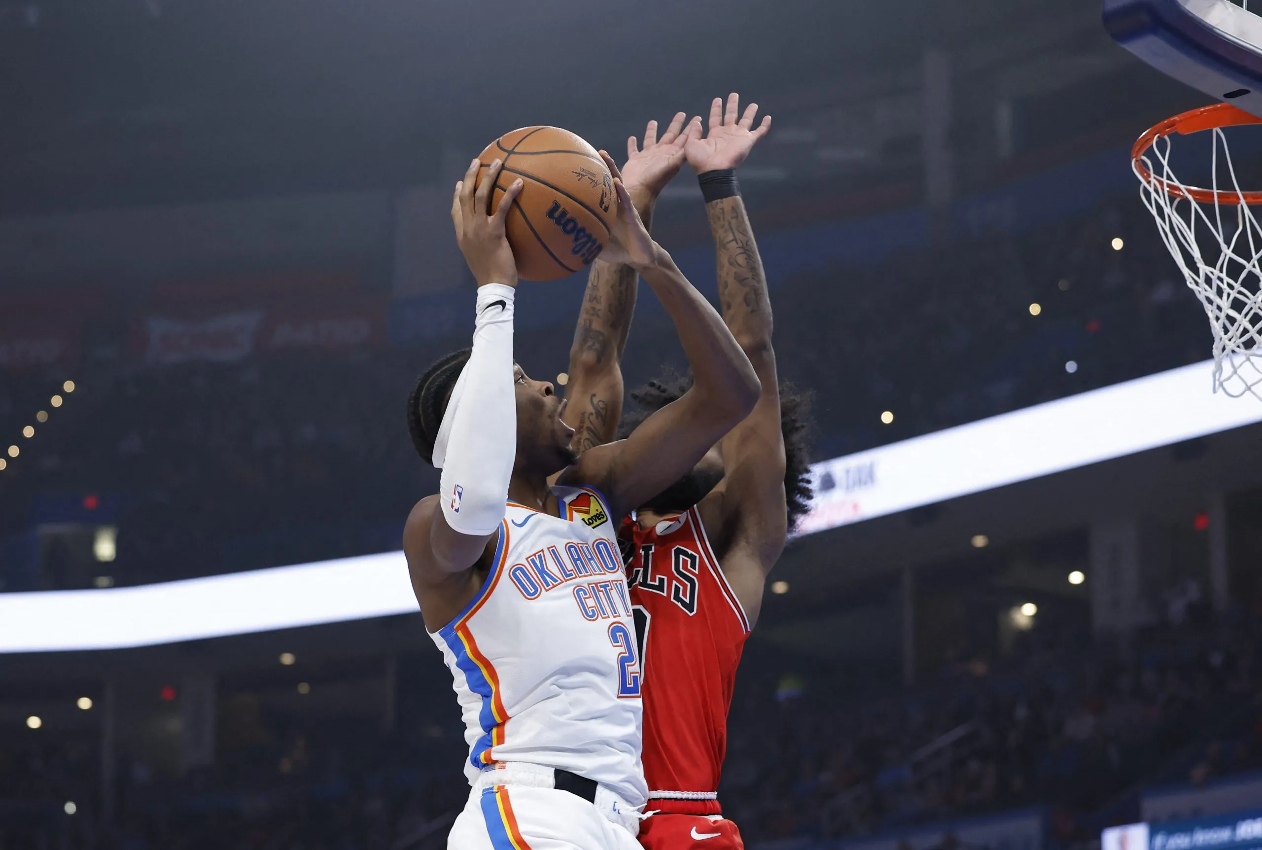SGA puts up 40, Thunder sink Bulls to secure 6th-straight Image