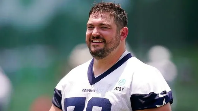 Cowboys offensive guard Zack Martin has season ending ankle surgery Image