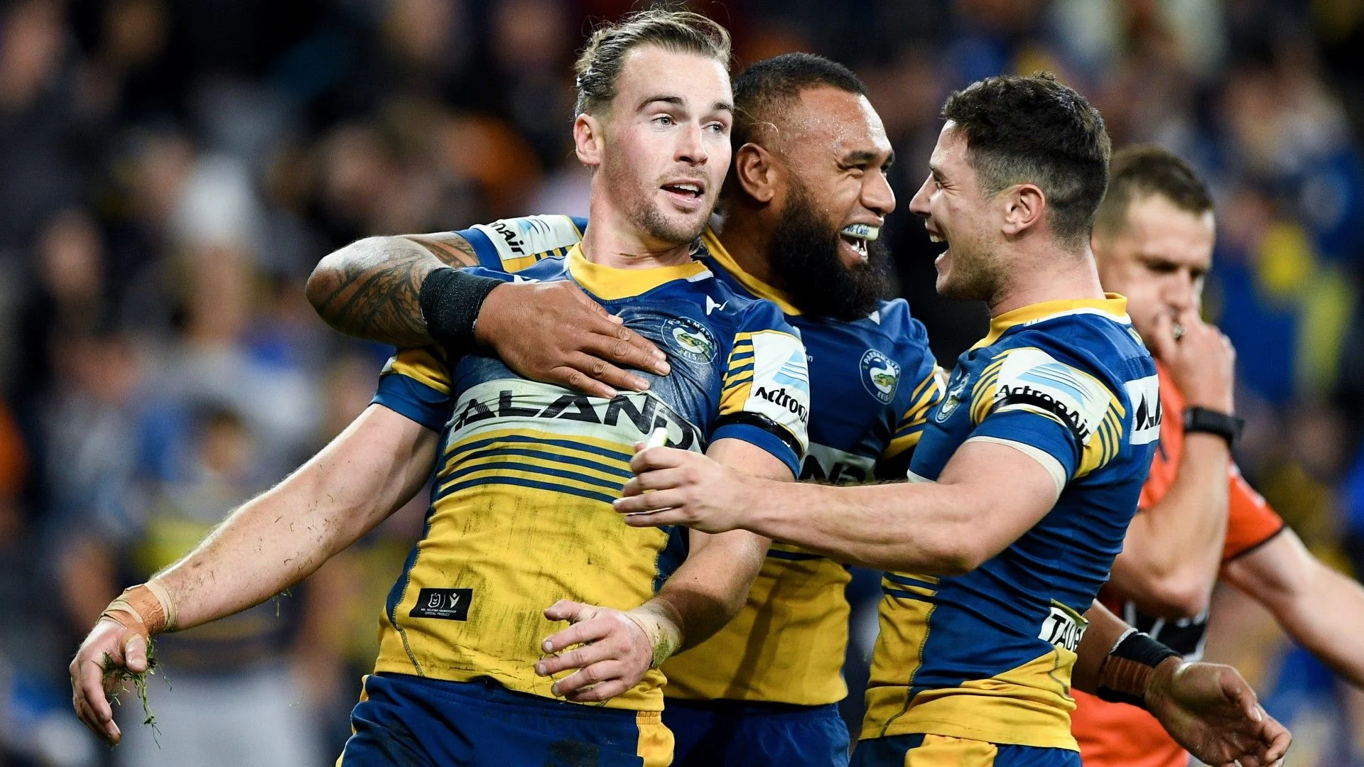 Gutherson to hit big 10 with Eels after finally signing on the dotted line Image