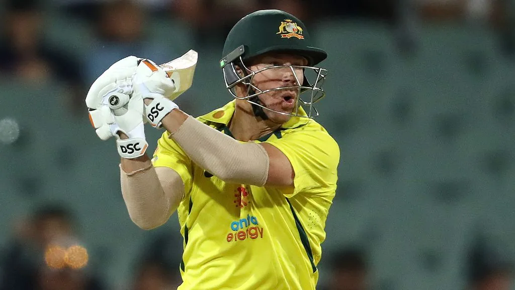 Australia demolish England behind Head, Warner centuries, sweep series Image