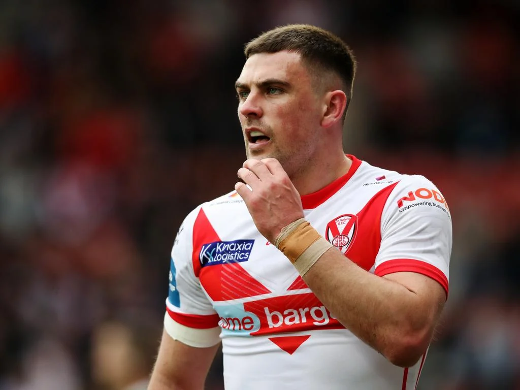 Bunnies bag English champion to replace Ilias Image