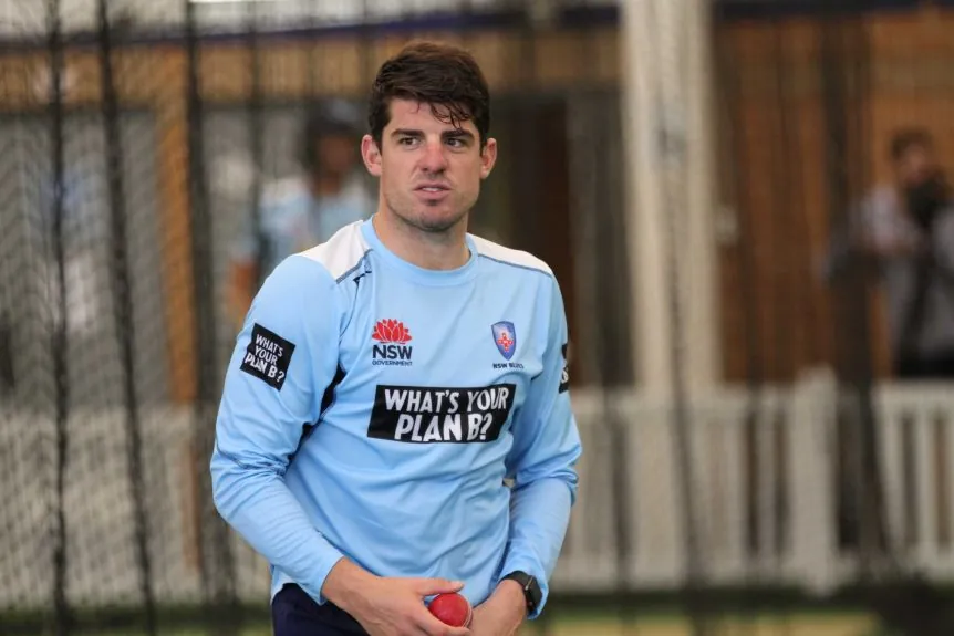 Henriques joins Australian squad ahead of Adelaide test, Abbott sidelined with calf injury Image