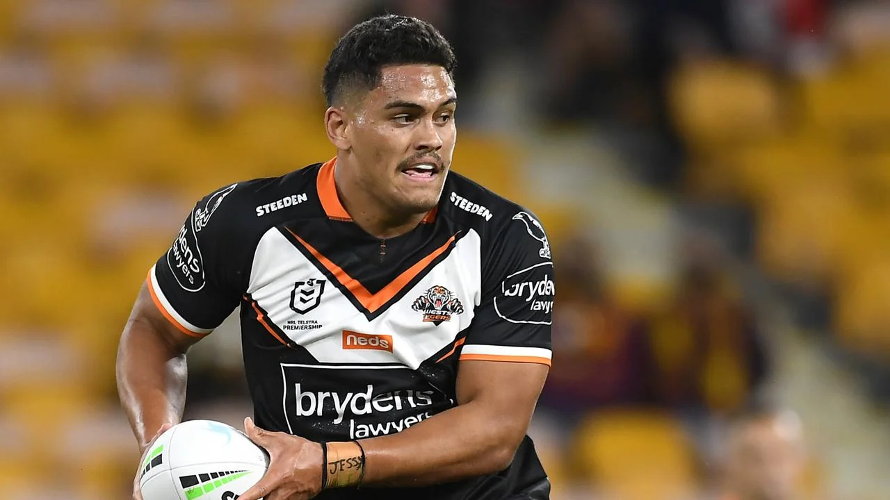 Something each: Storm and Tigers finalising Olam and Blore player swap Image