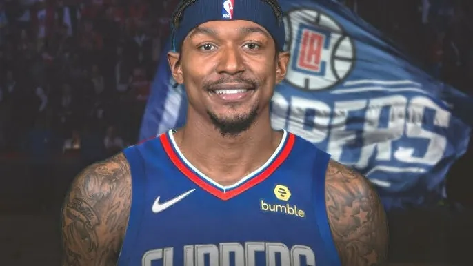 Clippers star shooting guard Bradley Beal out for the season with a broken hip Image