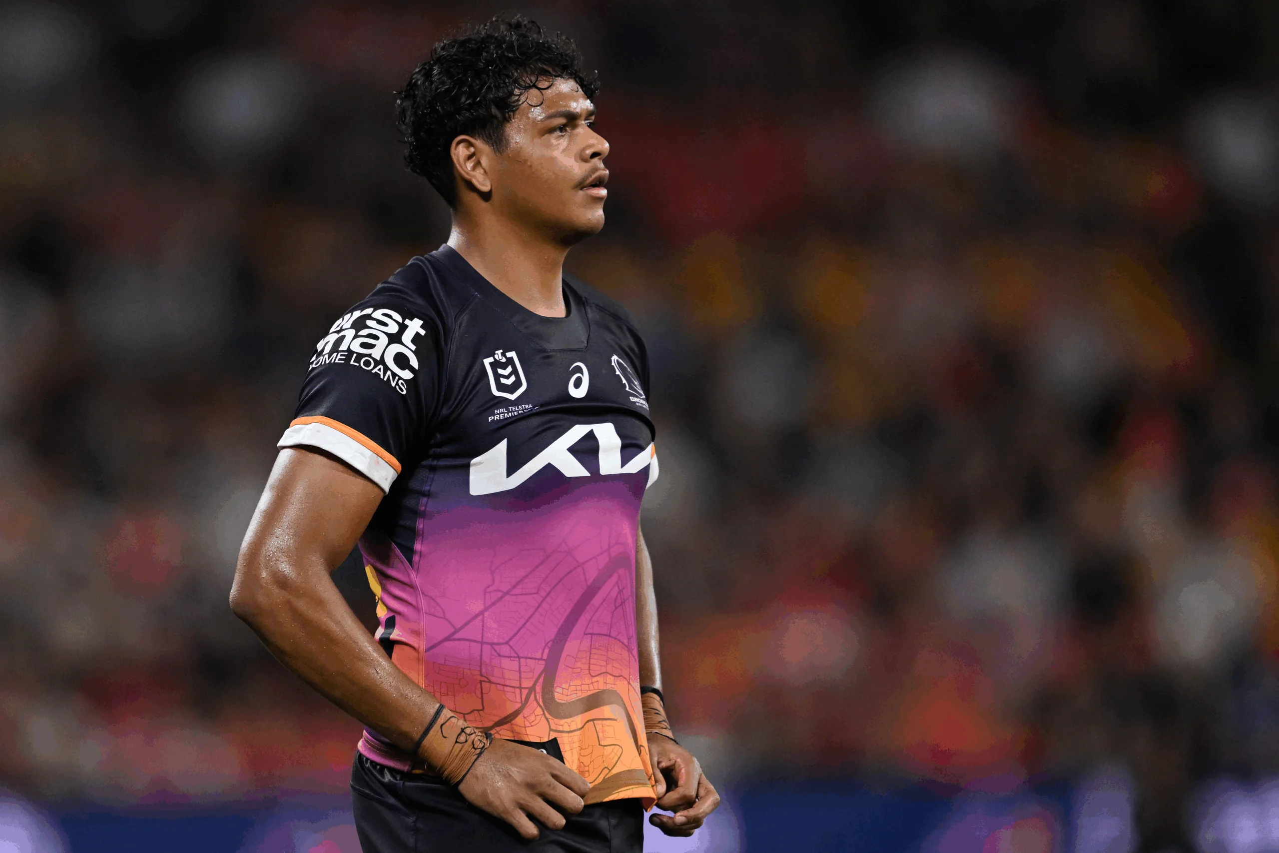 Madge still wants Cobbo to stay, even as Dragons and Cowboys lurk Image