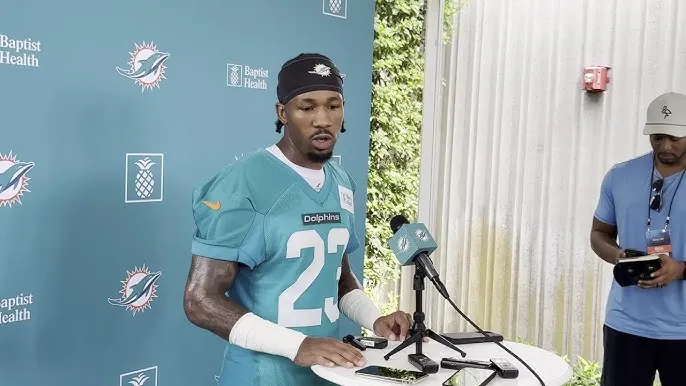Dolphins sign cornerback Jack Jones Image