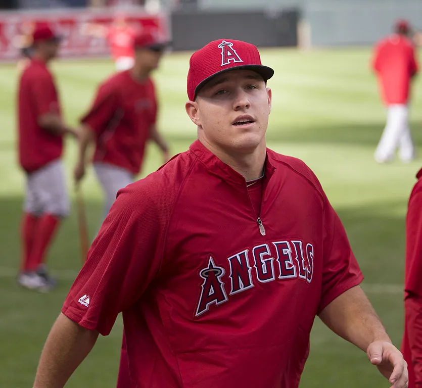 Mike Trout hits his 400th career home run Image