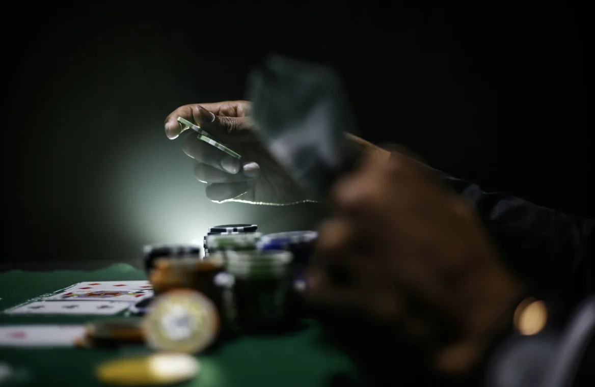 How to Choose the Safest Way to Gamble Online Image
