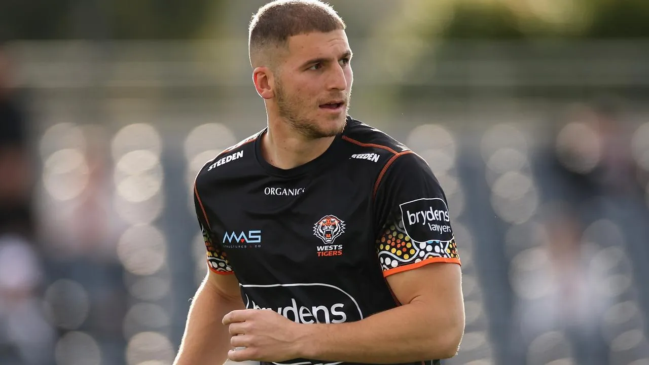 Tigers take ‘final offer’ to Doueihi, offer more years to match Dragons Image