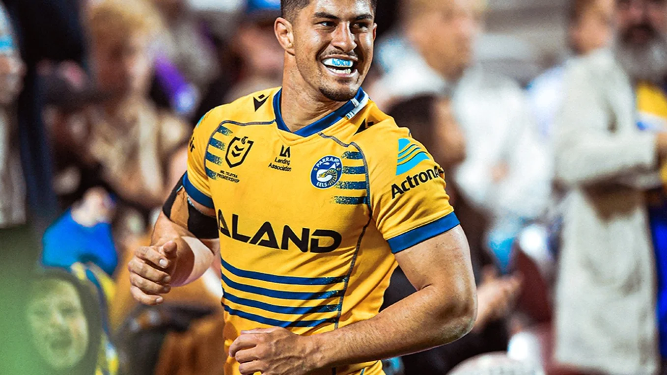 Brown to join the Knights on richest deal in NRL history Image