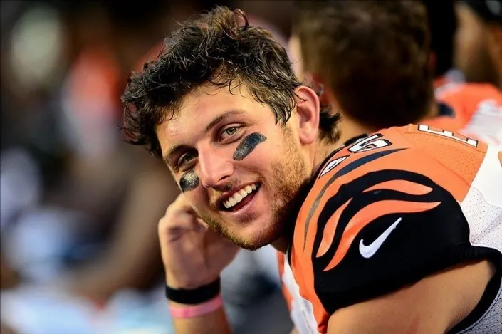 Jaguars sign tight end Tyler Eifert from the Bengals Image
