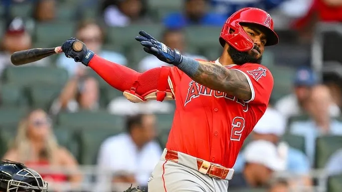 Opinion: Brewers to have a down grade at third base in 2026 Image