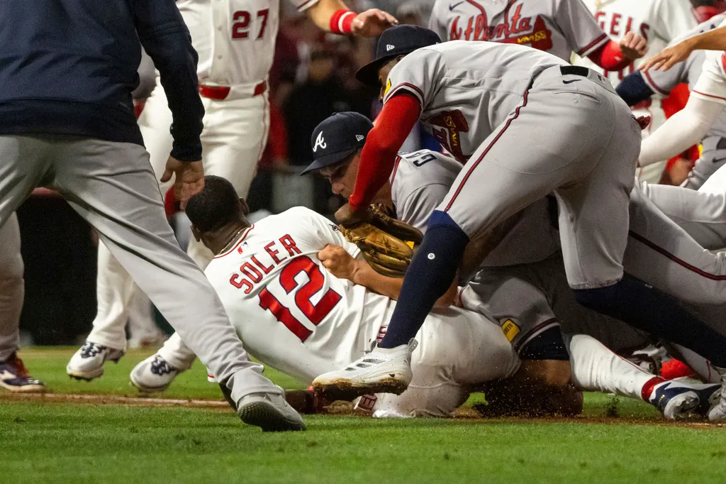 Jorge Soler and Reynaldo Lopez suspended seven games each following brawl Image