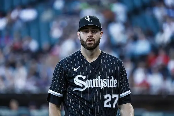 Lucas Giolito could be in the Padres rotation soon Image