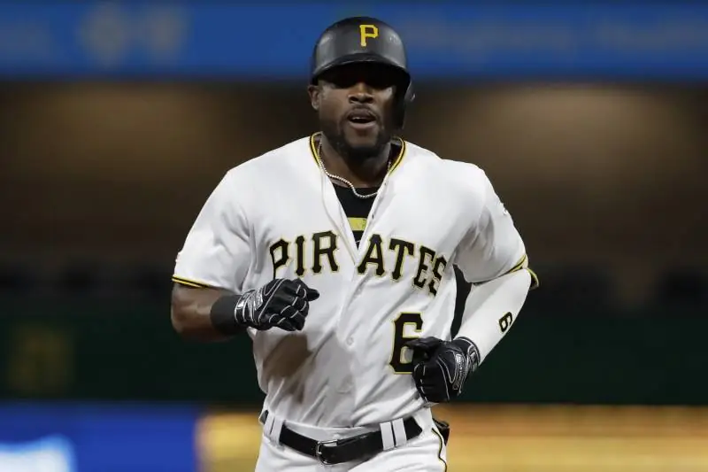 Royals sign outfielder Starling Marte Image