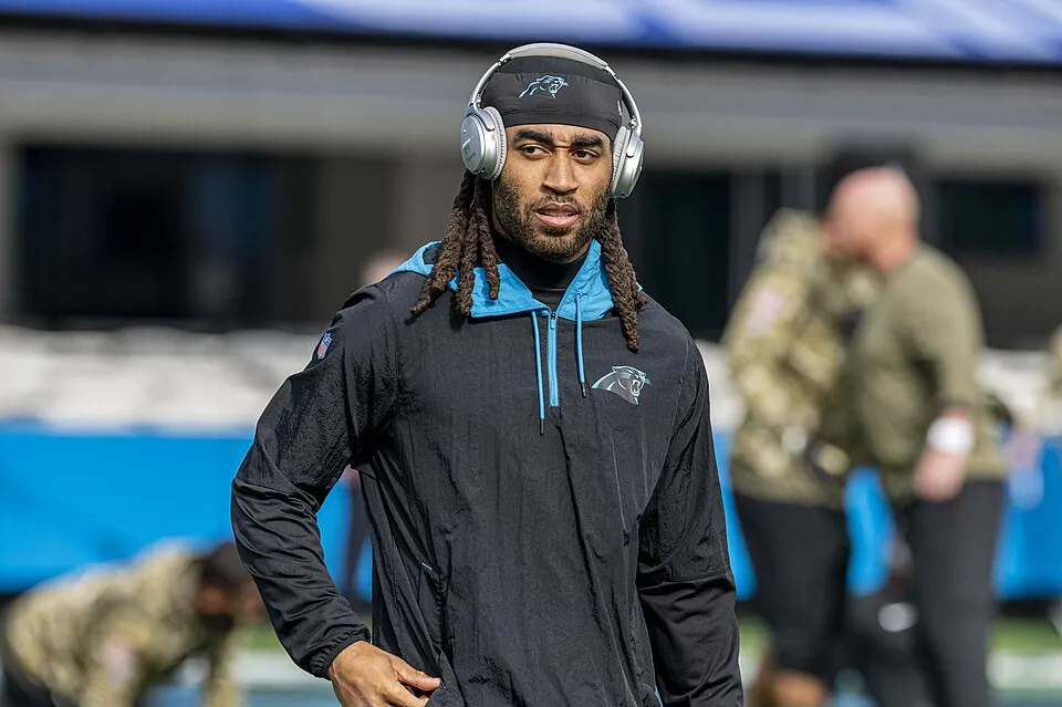 Pro Bowl cornerback Stephon Gilmore retires at age 35 Image