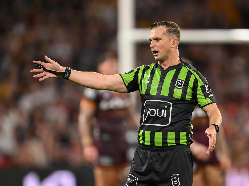 NRL gave Atkins tick of approval for his highly-lambasted Vegas refereeing Image