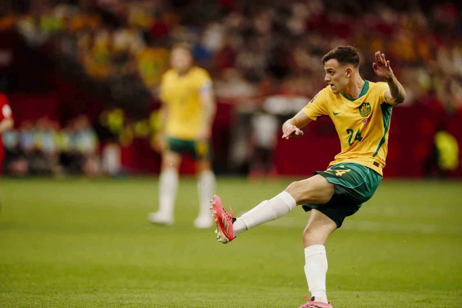 Okon-Engstler is heading to the Bundesliga on €1 million deal Image
