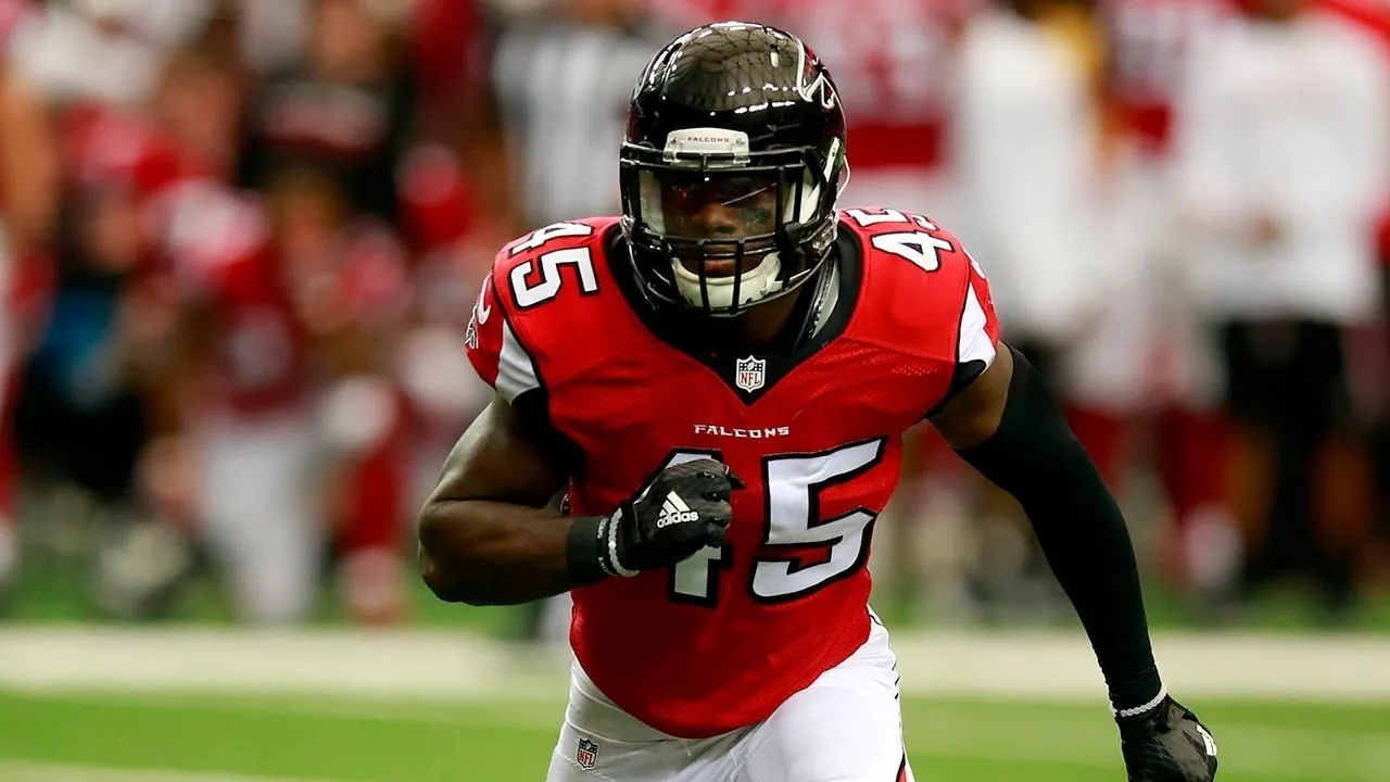 Saints trade linebacker Deion Jones to 49ers for running back Zamir White Image