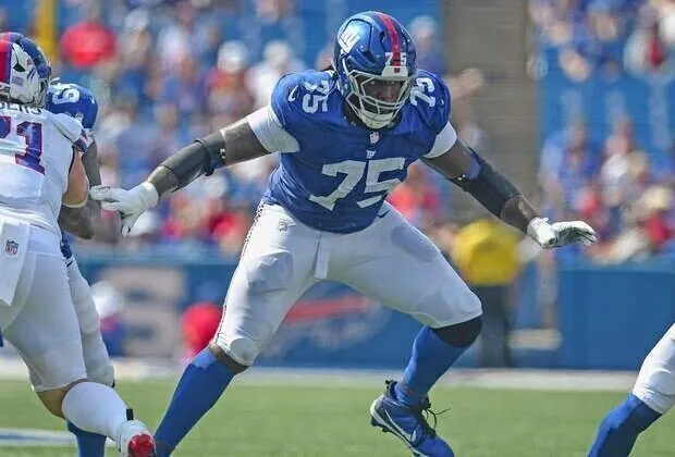 Giants trade guard Joshua Ezeudu to Chiefs Image