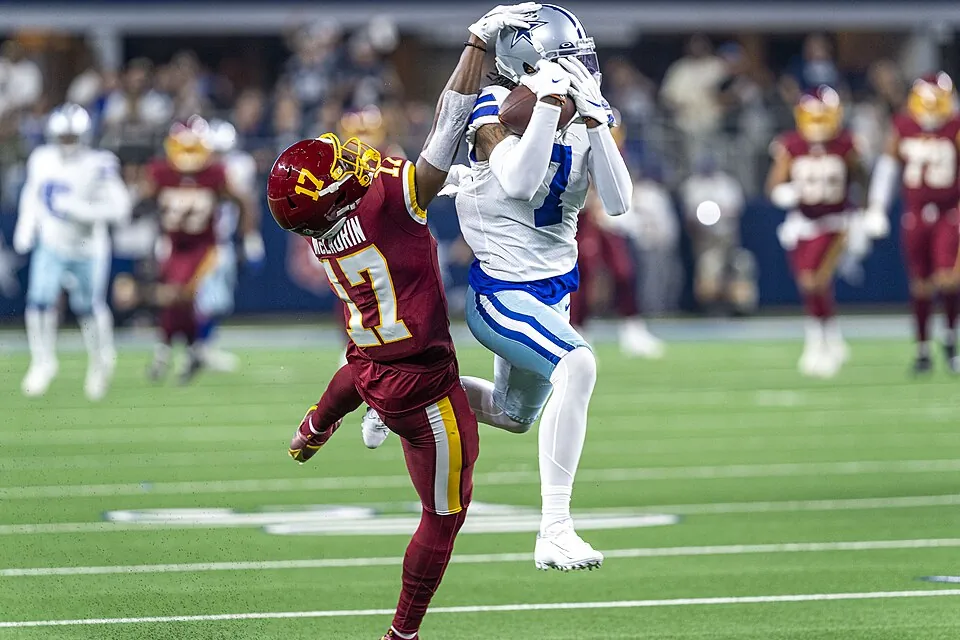 Seahawks sign cornerback Trevon Diggs Image