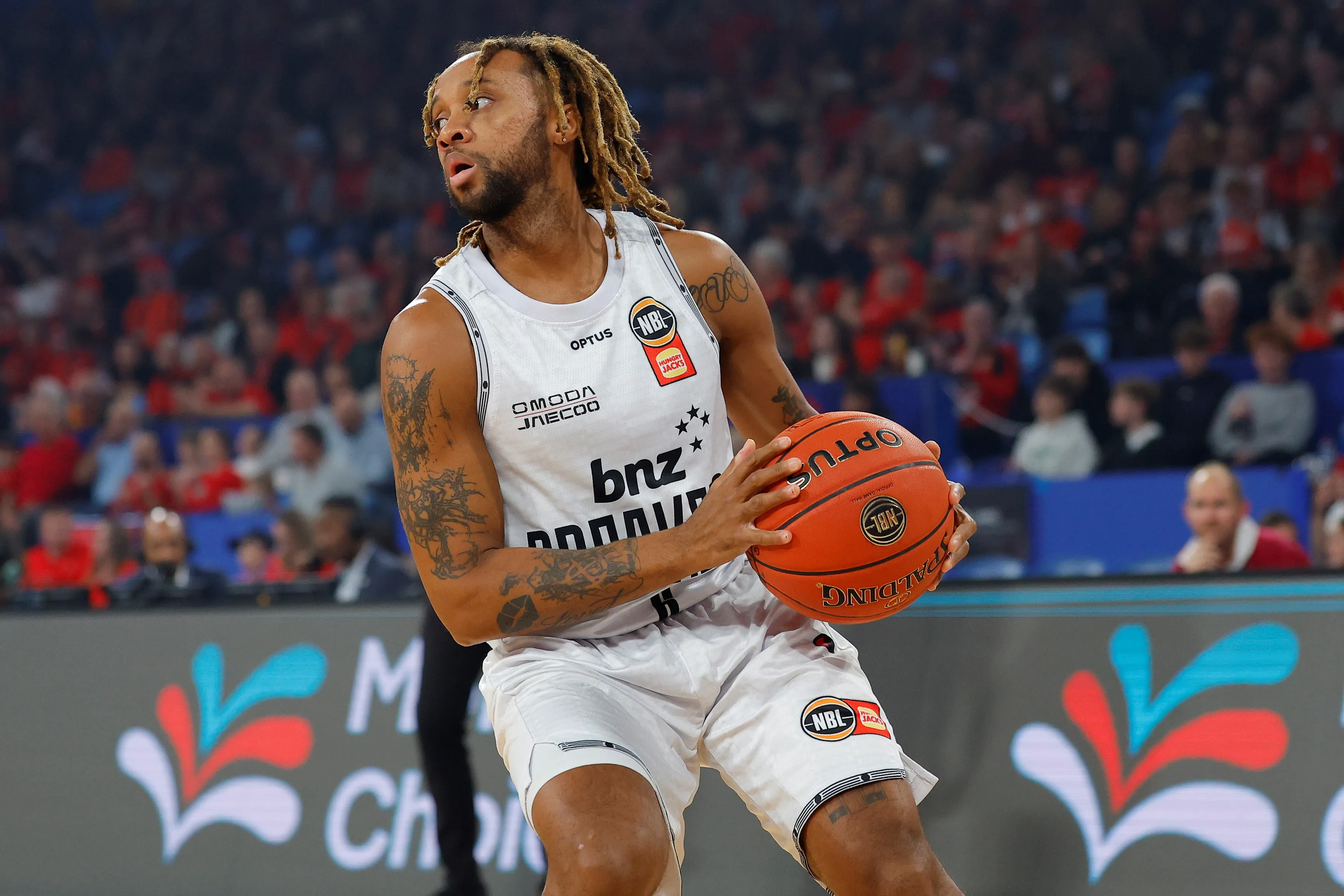NBL: Breakers Reportedly Hunting Import Guard to Ease Load on Parker Jackson-Cartwright Image
