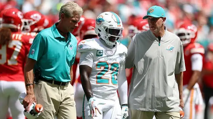NFL: Injury Report Week 4 – Achane and Burns Out for Season, Allen Knee Watch Image