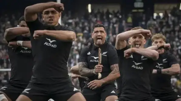 Rugby: All Blacks Team for Bledisloe Cup Named, McKenzie at No.10 Image